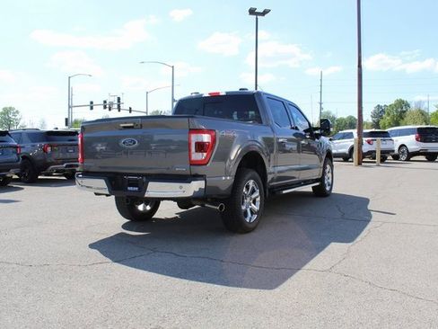 Used 2023 Ford F150 Lariat w/ Trailer Tow Package image 5