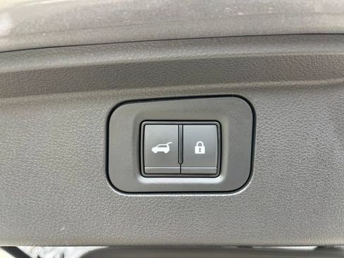 Used 2025 Nissan Armada PRO-4X w/ Pro-4X Premium Package AWD/4WD image 7