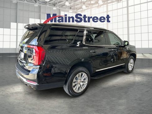 Used 2025 GMC Yukon Denali AWD/4WD image 5