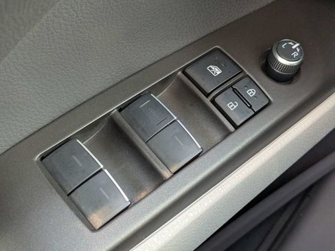 Used 2024 Toyota Camry XLE w/ Navigation Package FWD image 35