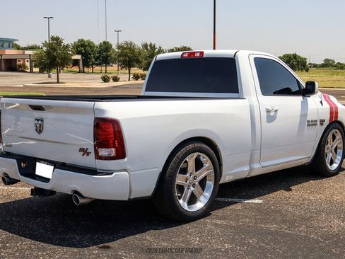 Used 2013 RAM 1500 R/T w/ Convenience Group RWD image 8