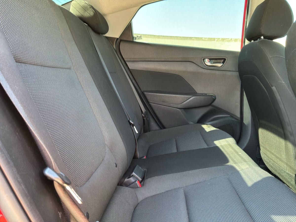 Used 2021 Hyundai Accent SE FWD image 19