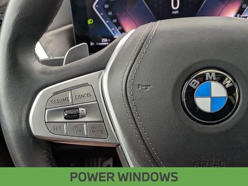 Used 2024 BMW X7 xDrive40i image 19