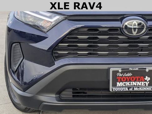 Used 2023 Toyota RAV4 XLE image 3