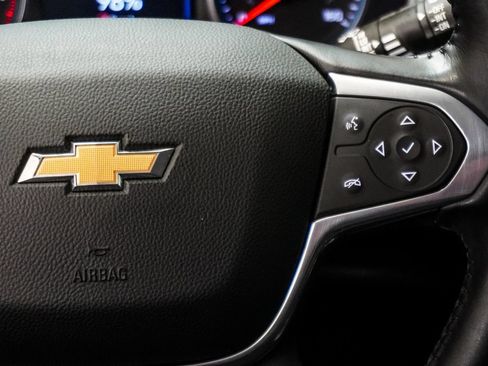 Used 2021 Chevrolet Traverse LT FWD image 16