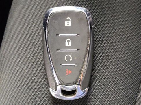 Used 2022 Chevrolet TrailBlazer LT FWD image 32