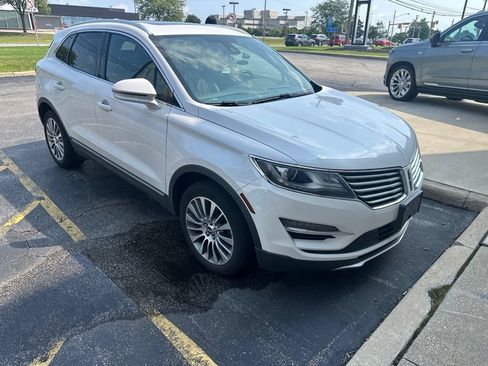 Used 2018 Lincoln MKC Reserve w/ Lincoln MKC Climate Package AWD/4WD image 2