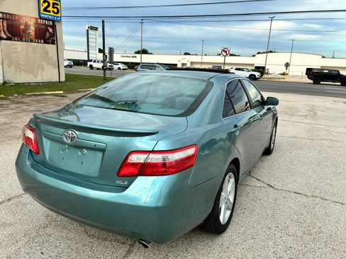 Used 2009 Toyota Camry FWD image 7