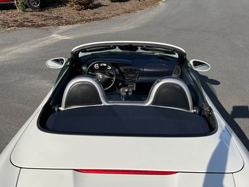 Used 2001 Porsche Boxster Base image 31