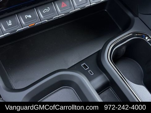 New 2026 GMC Sierra 2500 AT4X AWD/4WD image 17