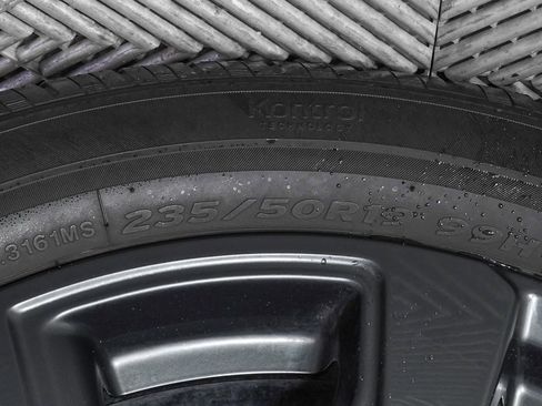 Used 2023 Chevrolet Equinox RS image 31