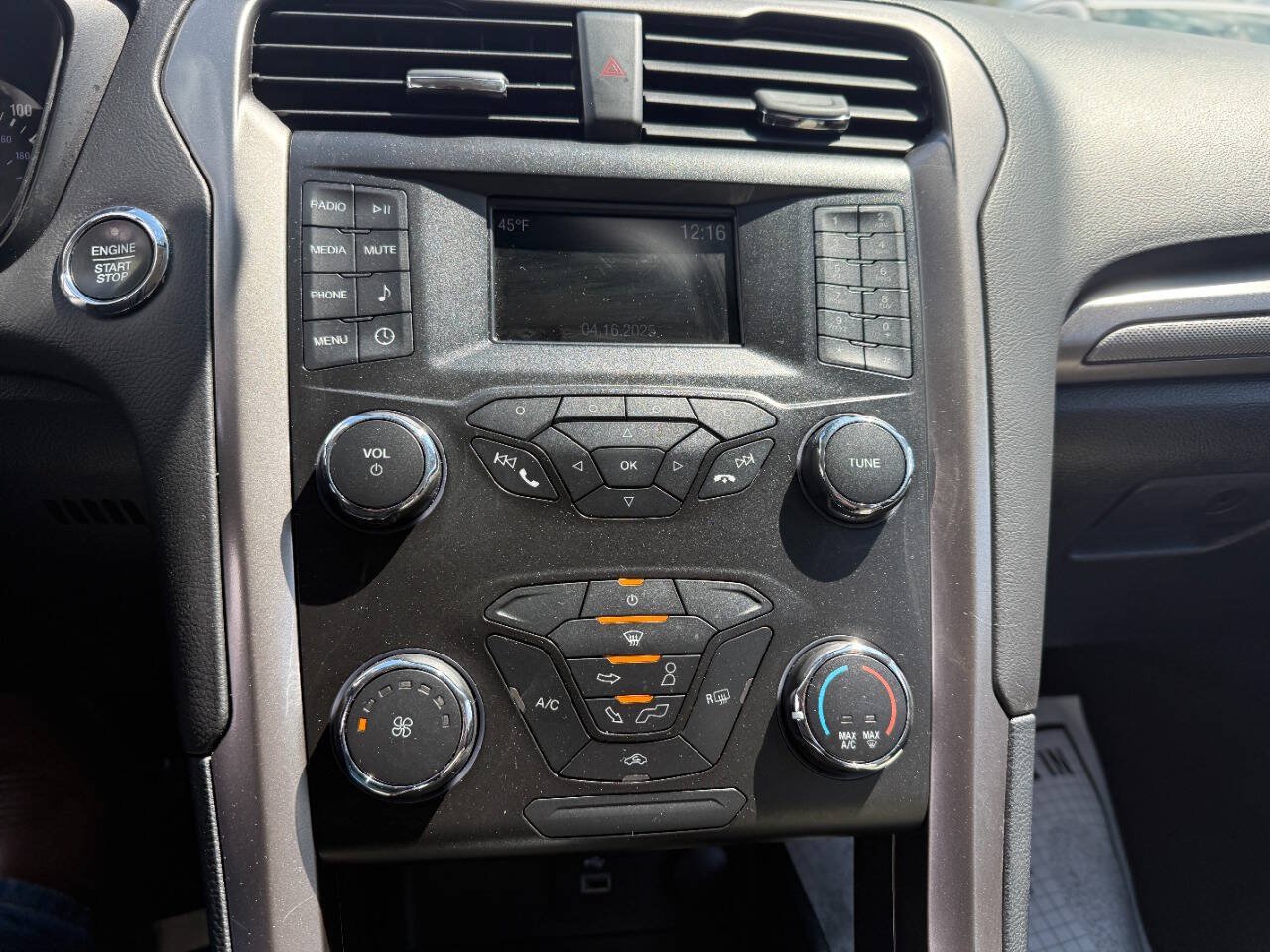 Used 2019 Ford Fusion S FWD image 15