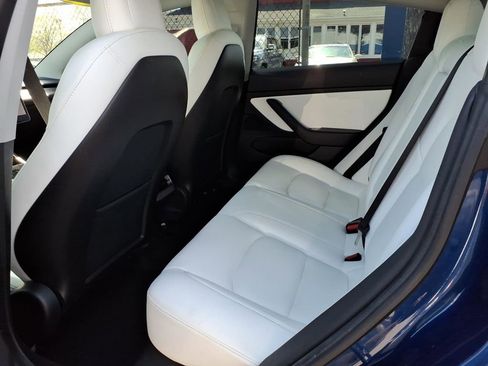 Used 2020 Tesla Model 3 Performance AWD/4WD image 11