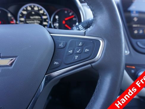 Used 2024 Chevrolet Malibu LT image 4