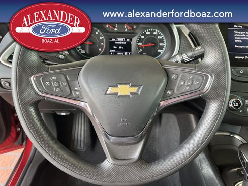 Used 2024 Chevrolet Malibu LT image 18