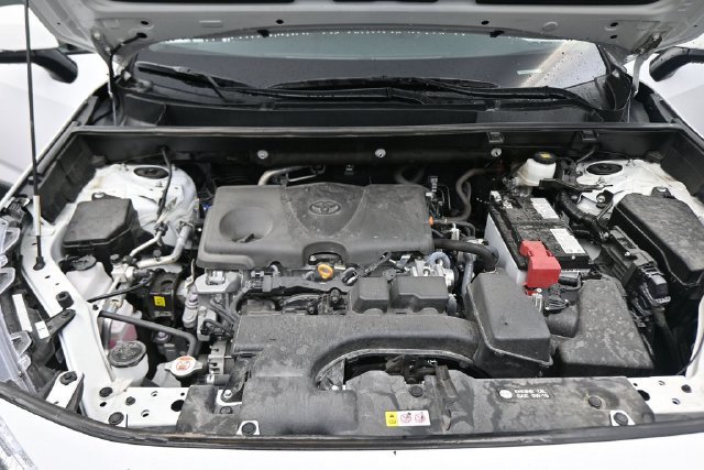 Used 2025 Toyota RAV4 XLE w/ Convenience Package AWD/4WD image 12