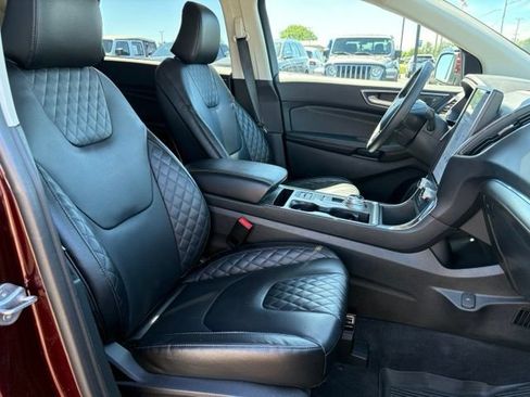Used 2024 Ford Edge Titanium w/ Equipment Group 301A AWD/4WD image 11