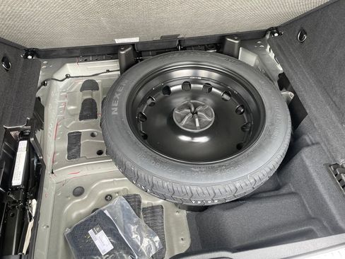 Used 2022 Mercedes-Benz GLC 300 4MATIC image 35