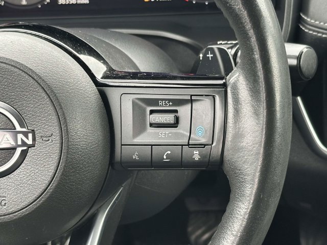 Used 2023 Nissan Rogue Platinum AWD/4WD image 26