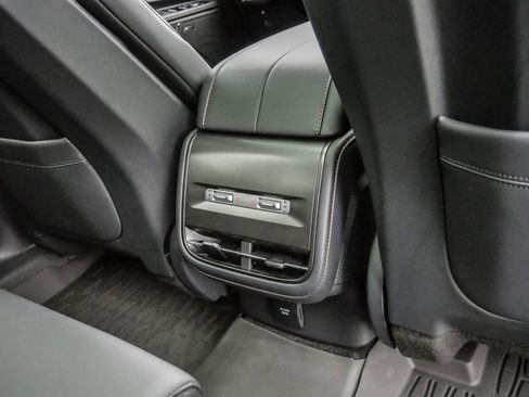 New 2026 Lincoln Nautilus Reserve w/ Jet Appearance Package image 24