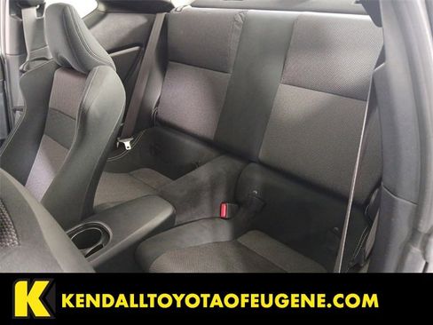 Used 2018 Toyota 86 image 18