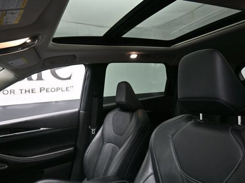 Used 2023 INFINITI QX60 Pure AWD/4WD image 17