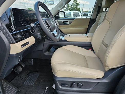 Used 2025 INFINITI QX80 Pure AWD/4WD image 24