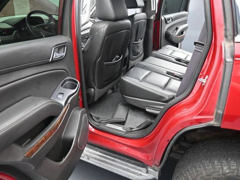 Used 2015 Chevrolet Tahoe LT w/ Luxury Package AWD/4WD image 23