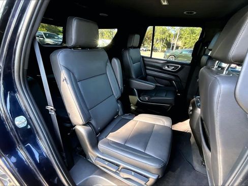 Used 2021 Chevrolet Tahoe Z71 w/ Luxury Package image 19