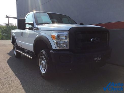 Used 2015 Ford F250 XL w/ Snow Plow Prep Package image 3