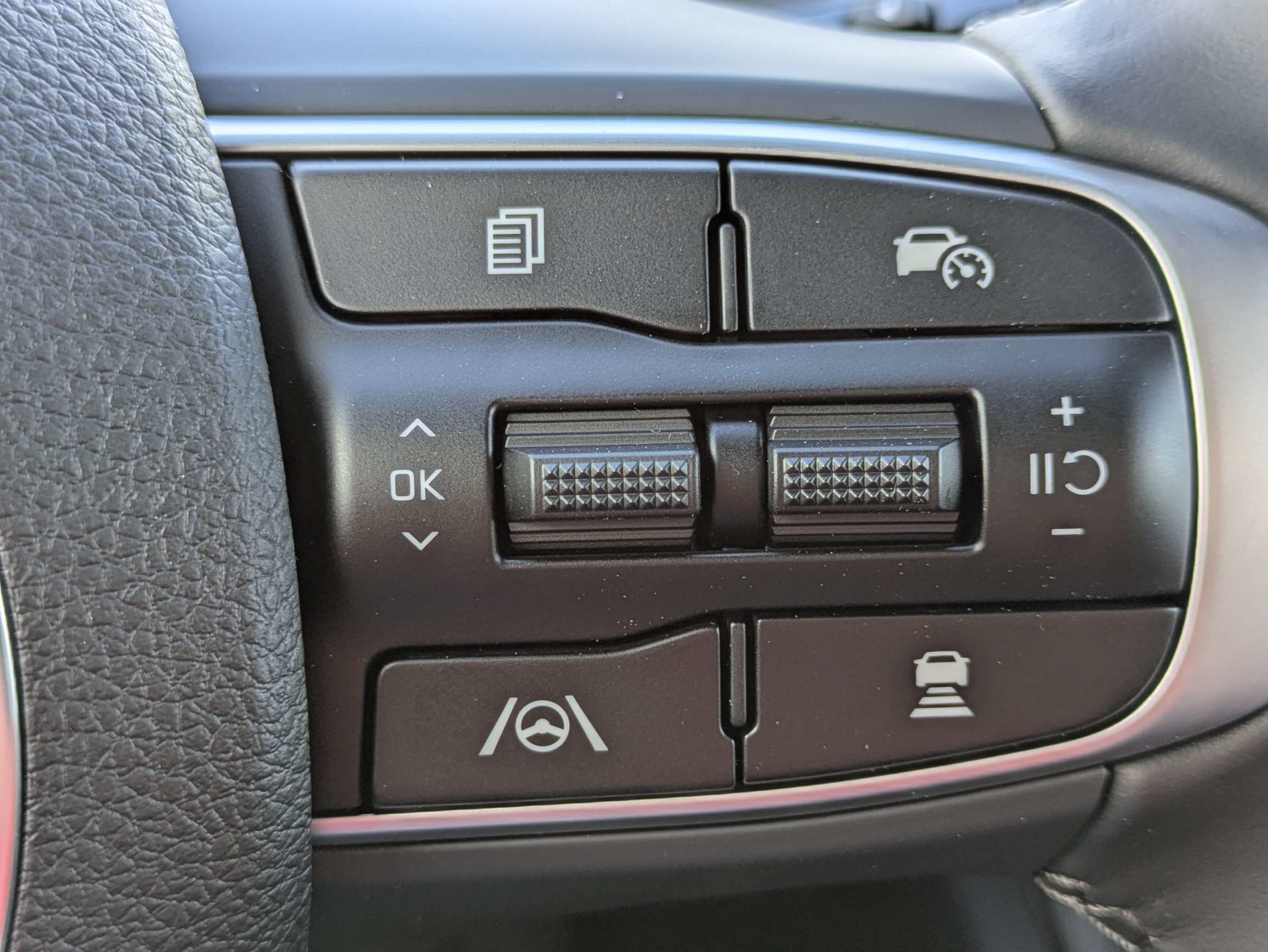 New 2026 Kia K5 GT-Line FWD image 32