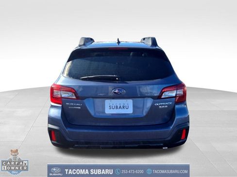 Used 2018 Subaru Outback 3.6R Limited image 4