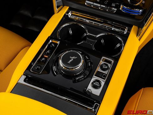 Used 2026 Rolls-Royce Cullinan image 46