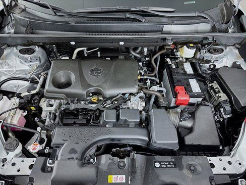 Certified 2025 Toyota RAV4 XLE AWD/4WD image 28