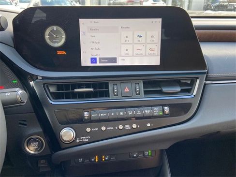 Certified 2023 Lexus ES 350 w/ Premium Package image 19
