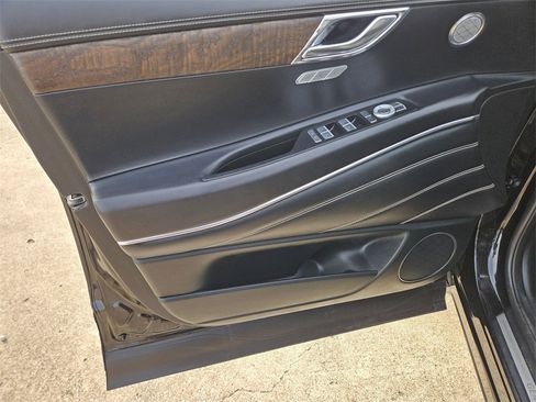 Used 2024 Genesis GV80 2.5T image 14