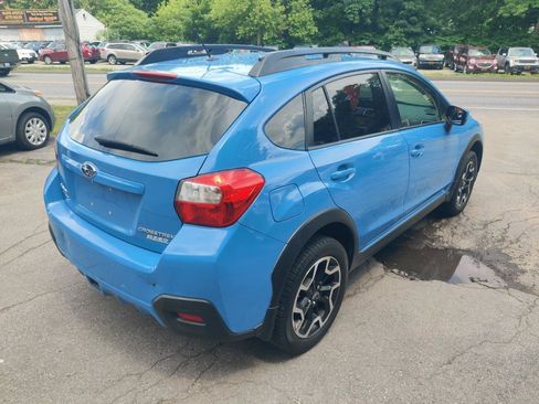 Used 2016 Subaru Crosstrek 2.0i Premium AWD/4WD image 6