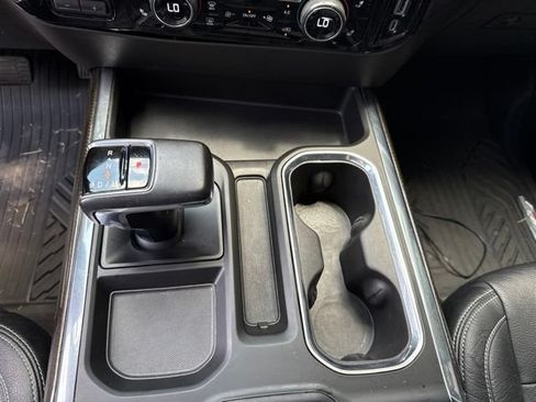 Used 2022 Chevrolet Silverado 1500 RST AWD/4WD image 23