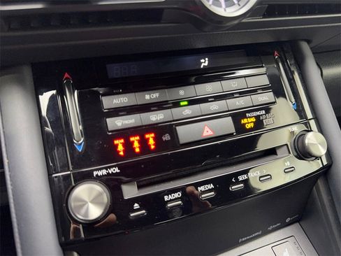 Used 2025 Lexus IS 300 w/ Premium Package image 65
