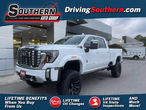 New 2025 GMC Sierra 2500 Denali w/ Denali Reserve Package AWD/4WD image 1