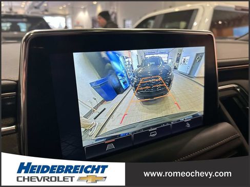 Used 2022 GMC Yukon XL AT4 w/ Max Trailering Package image 23