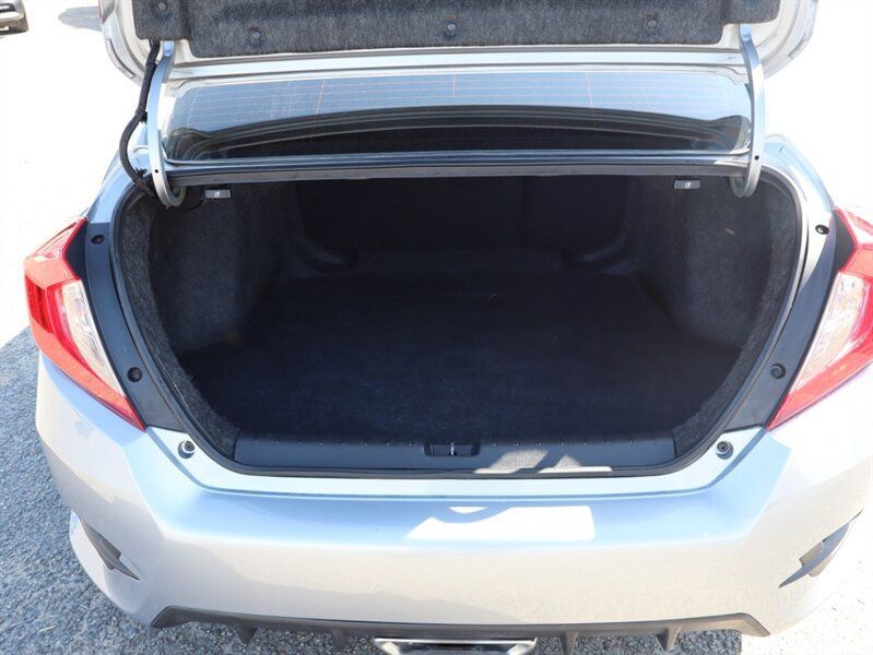 Used 2019 Honda Civic Sport image 15