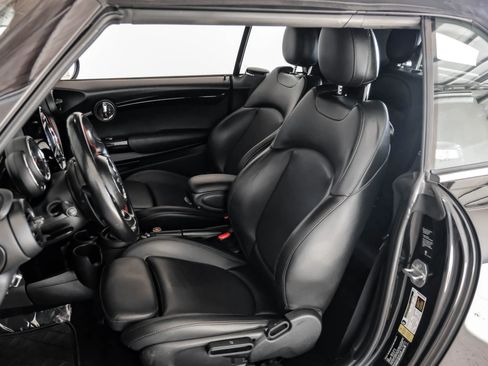 Used 2019 MINI Cooper S image 30