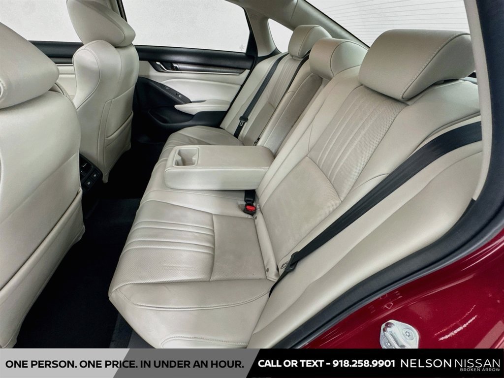 Used 2021 Honda Accord Touring image 25