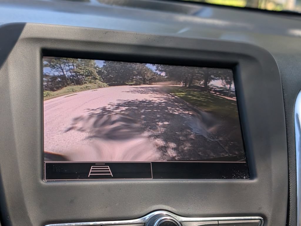 Used 2024 Chevrolet Equinox LS FWD image 29