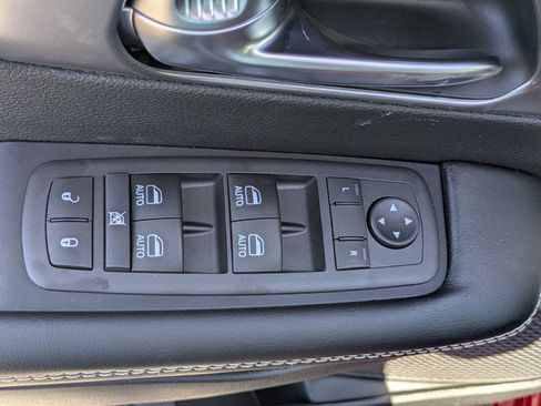 New 2026 Chrysler Pacifica Select FWD image 20
