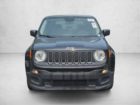 Used 2016 Jeep Renegade Sport w/ Power & Air Group FWD image 2
