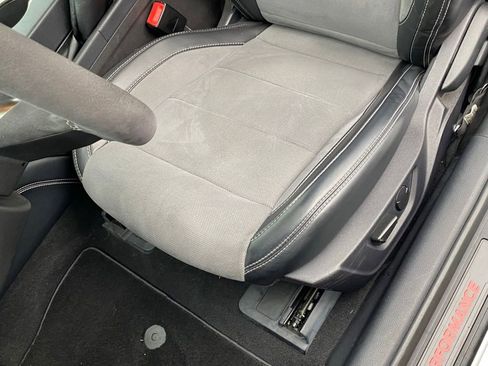 Used 2019 Ford Mustang Shelby GT350 w/ Technology Package RWD image 25