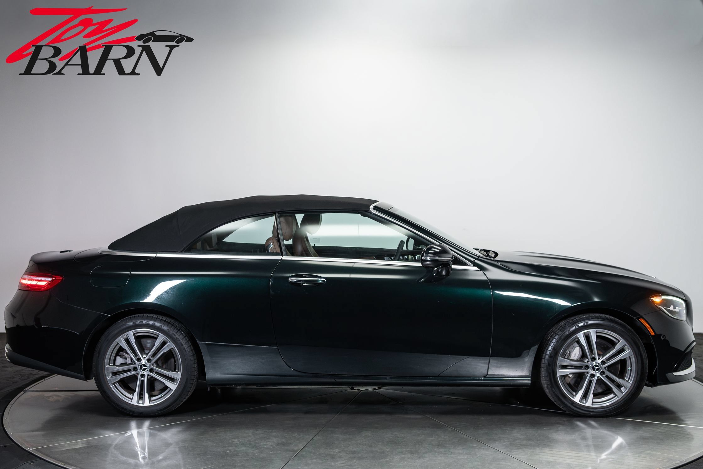 Used 2022 Mercedes-Benz E 450 4MATIC Cabriolet image 14