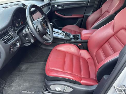 Used 2023 Porsche Macan GTS image 17